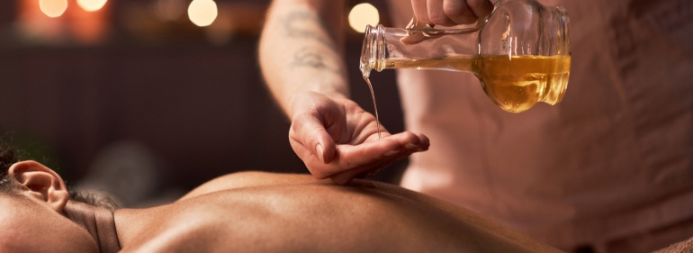 Aroma Therapy massage at Heaven Touch Spa